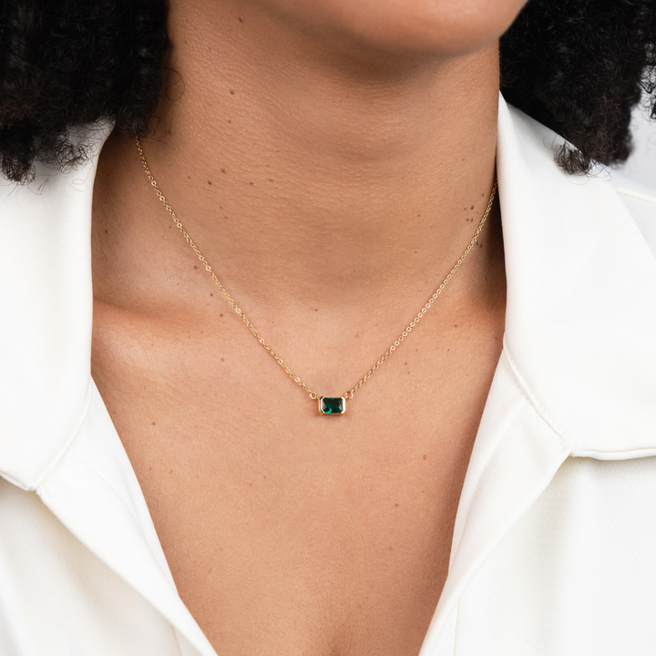Soft Necklace with Emerald
