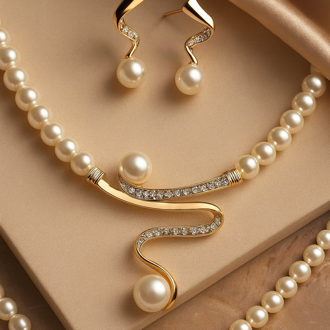 Necklace and Earring Set Made of Natural Pearls.