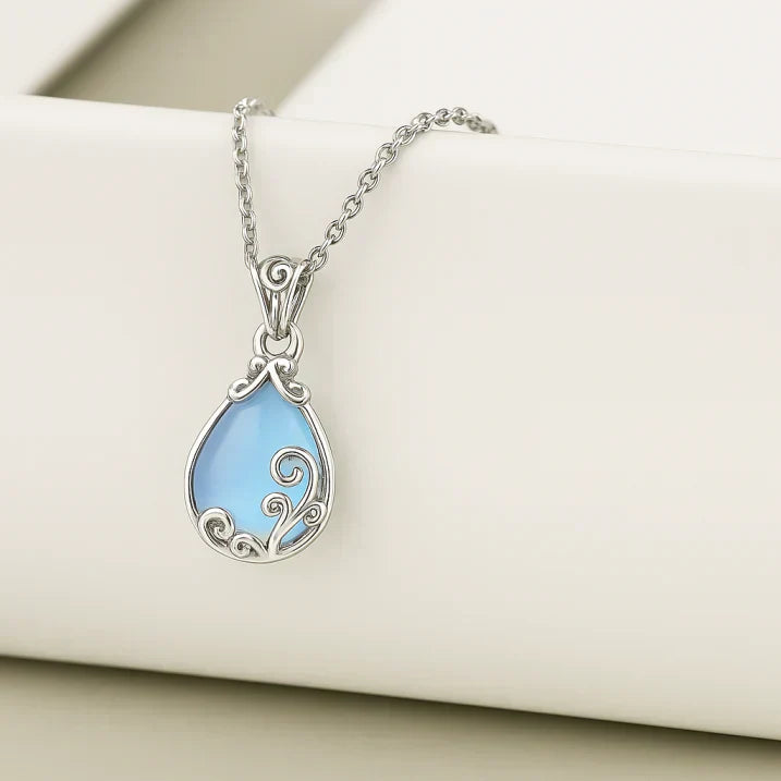 Soraya Maansteen Necklace