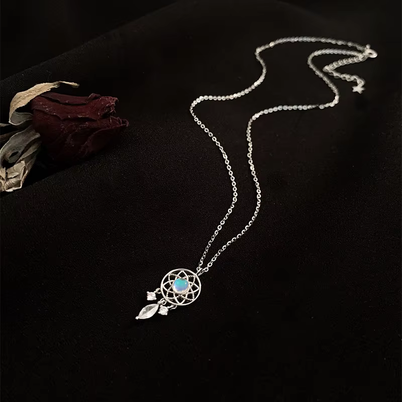 Maanstein Pendant - Dream Catcher