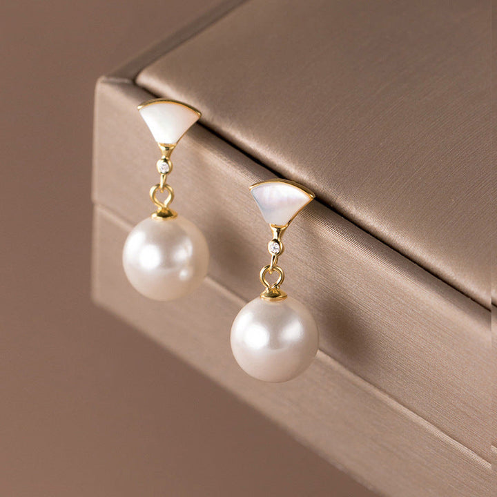 Elegant Silver Earrings with Pearl