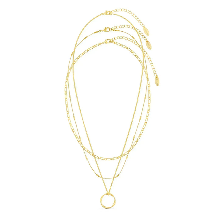 Necklace with an Open Circle in Three Rows of Gold