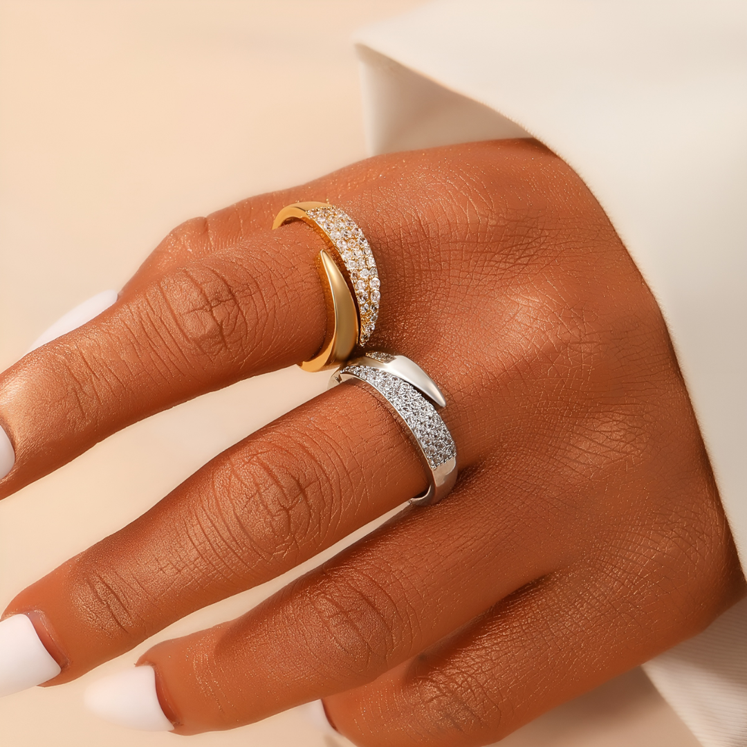 Julie | Elegant Ring Haven