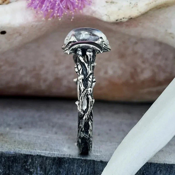 Maangesteen Ring
