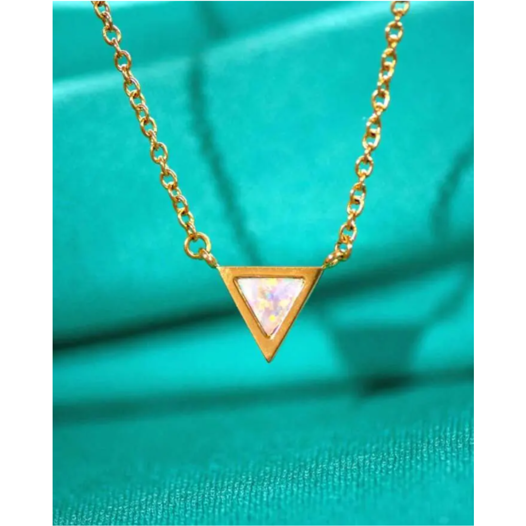 Maanštan Hanger - Triangular Medallion