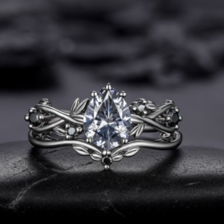 Doretta Moonstone Ring