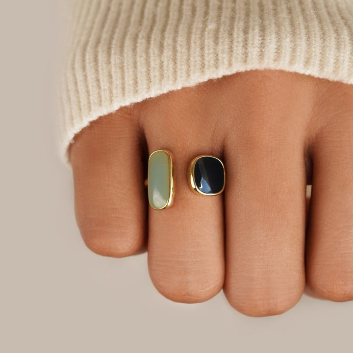Pure - Unique Hoop Ring