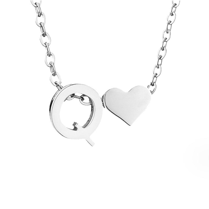 Timeless necklace with initials and heart