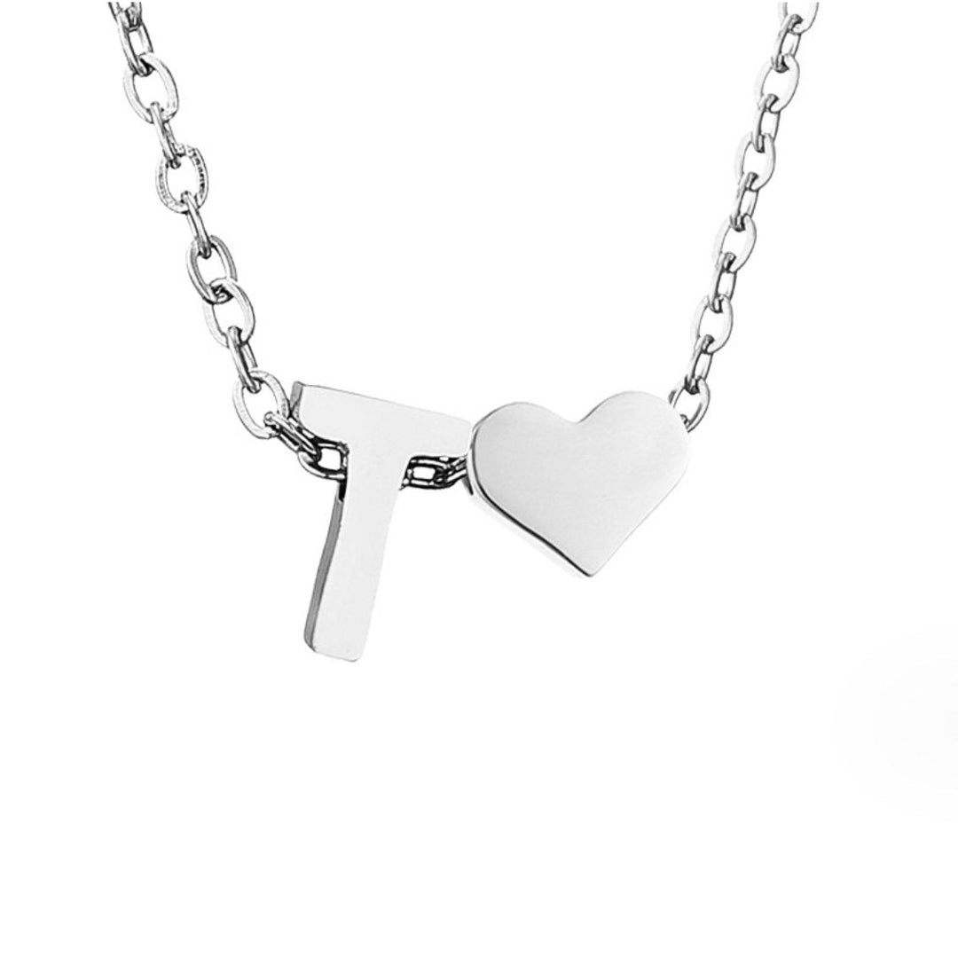 Timeless necklace with initials and heart