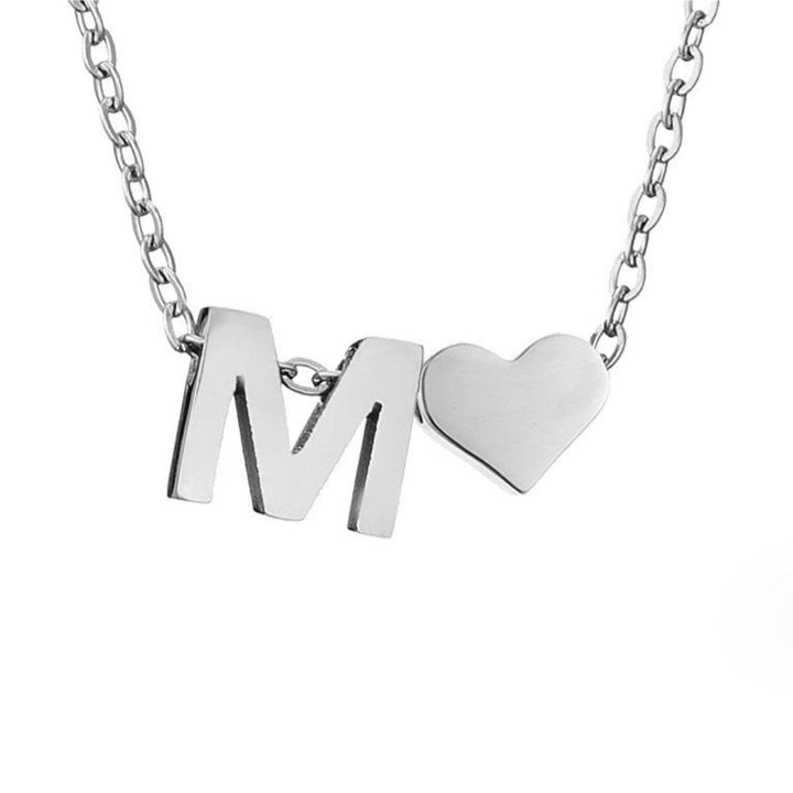 Timeless necklace with initials and heart
