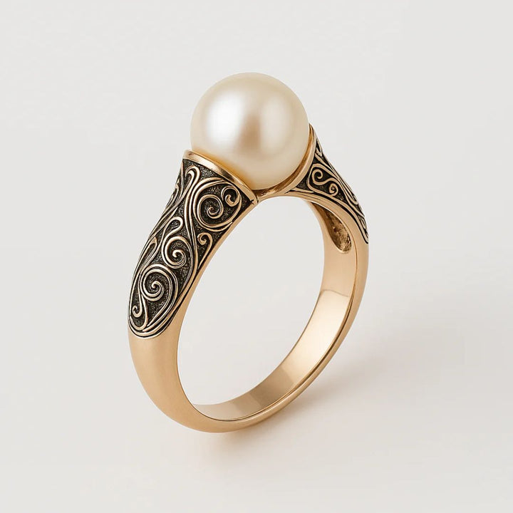 Gold Ring with Vintage Pearl