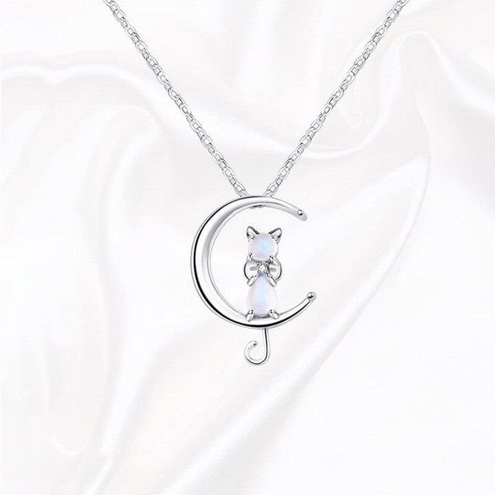 Necklace with Moonstone and Kitten