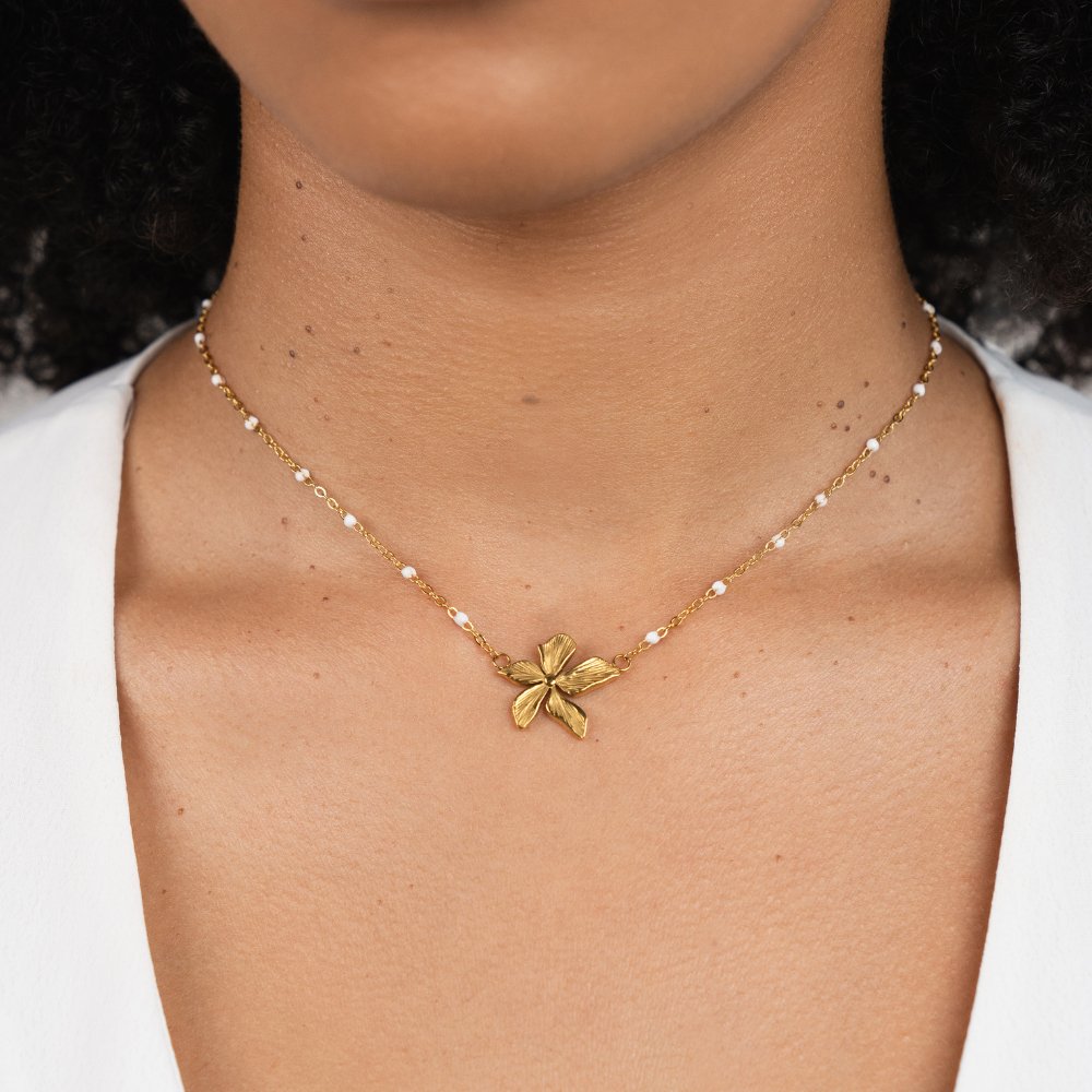 Elegant Necklace with a Golden Flower
